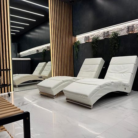 Vila Garufa Wellness & Spa วิสโซเค ดาตรี ภายนอก รูปภาพ