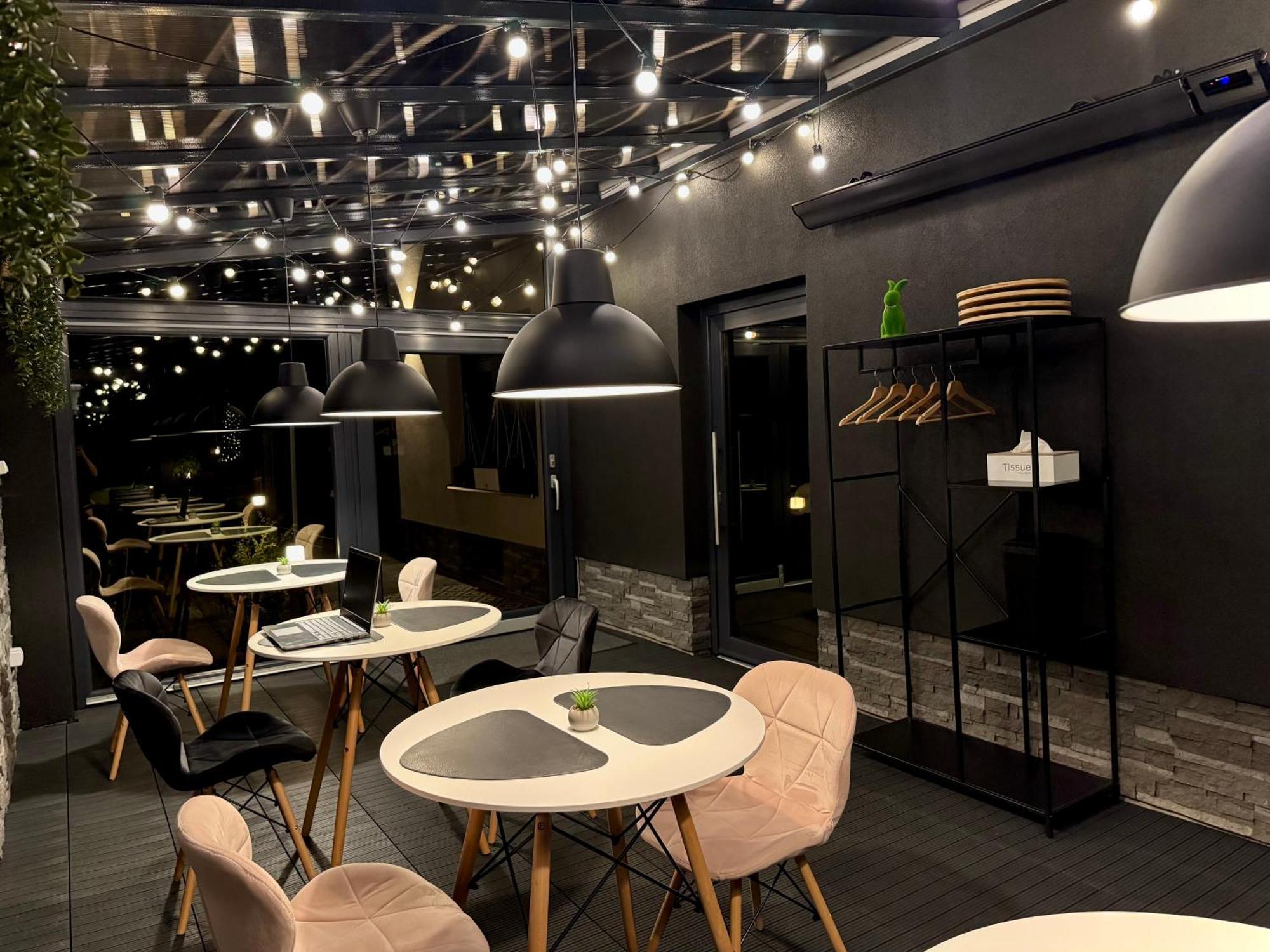 Vila Garufa Wellness & Spa วิสโซเค ดาตรี ภายนอก รูปภาพ
